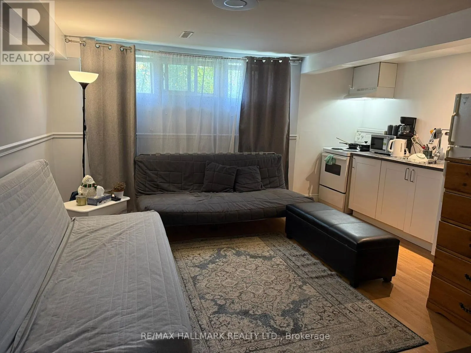 BSMT - 24 HILLVIEW DRIVE