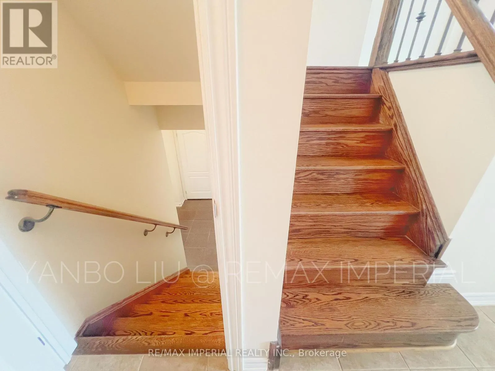 155 ART WEST AVENUE