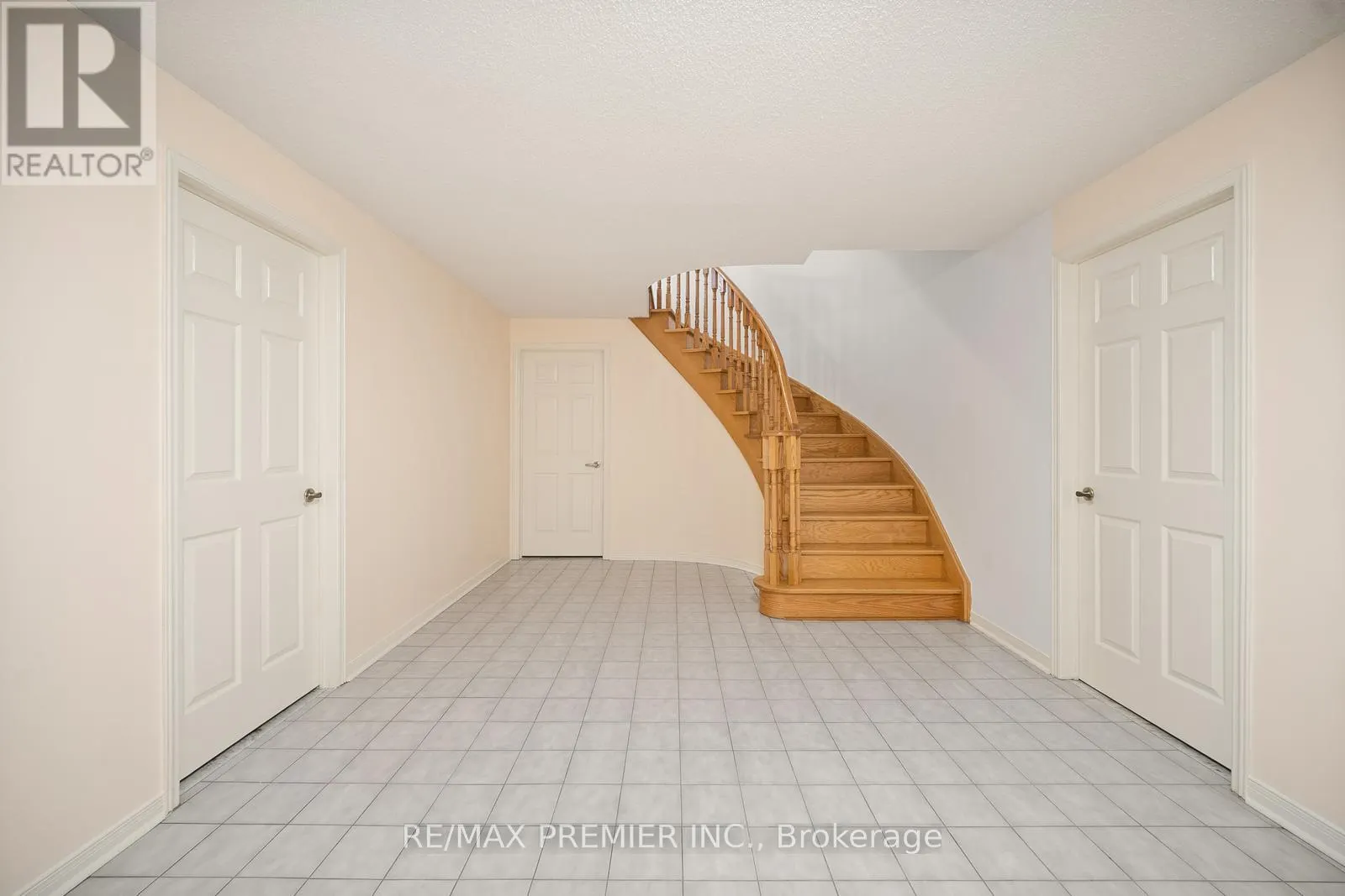 258 MAPES AVENUE