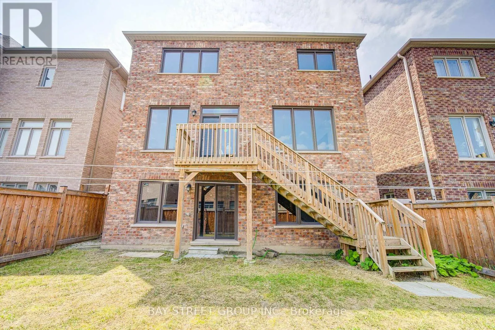 7 YARROW LANE
