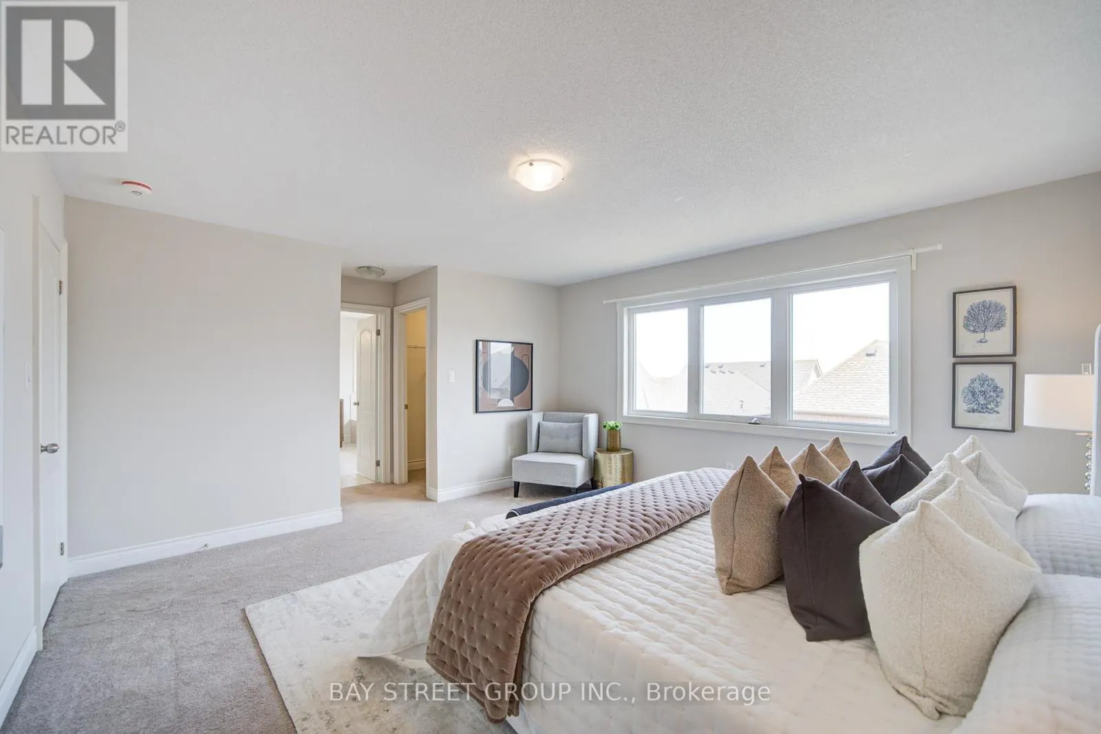 7 YARROW LANE