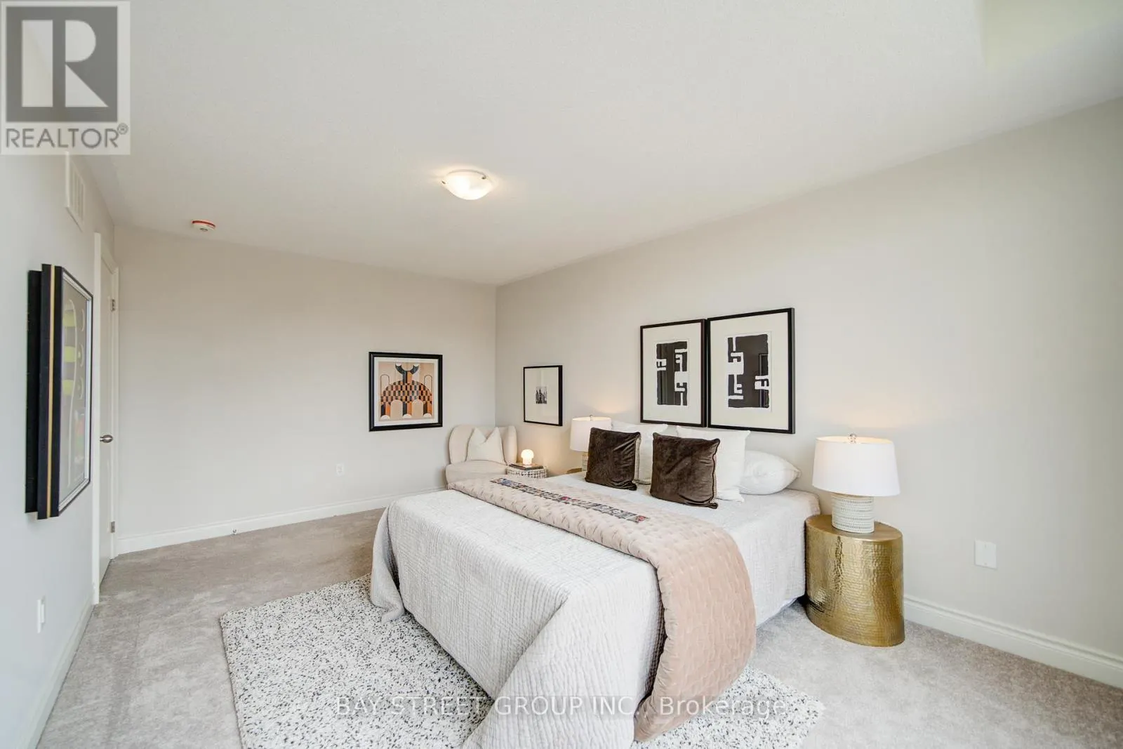 7 YARROW LANE