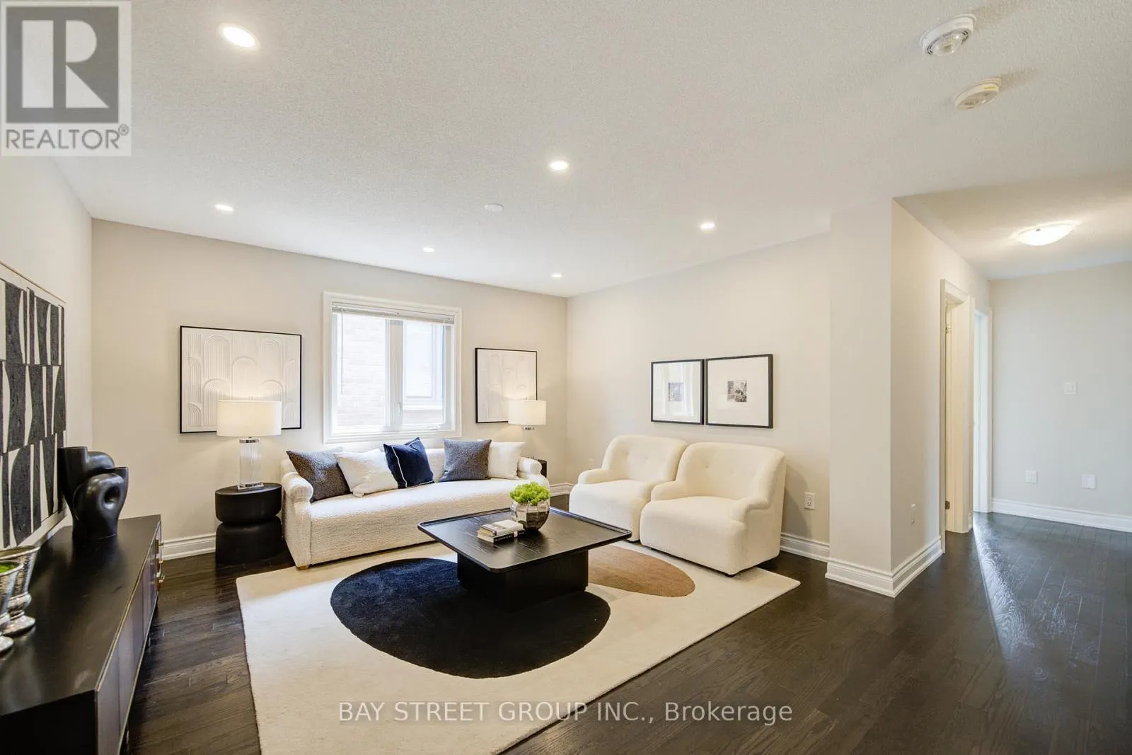 7 YARROW LANE