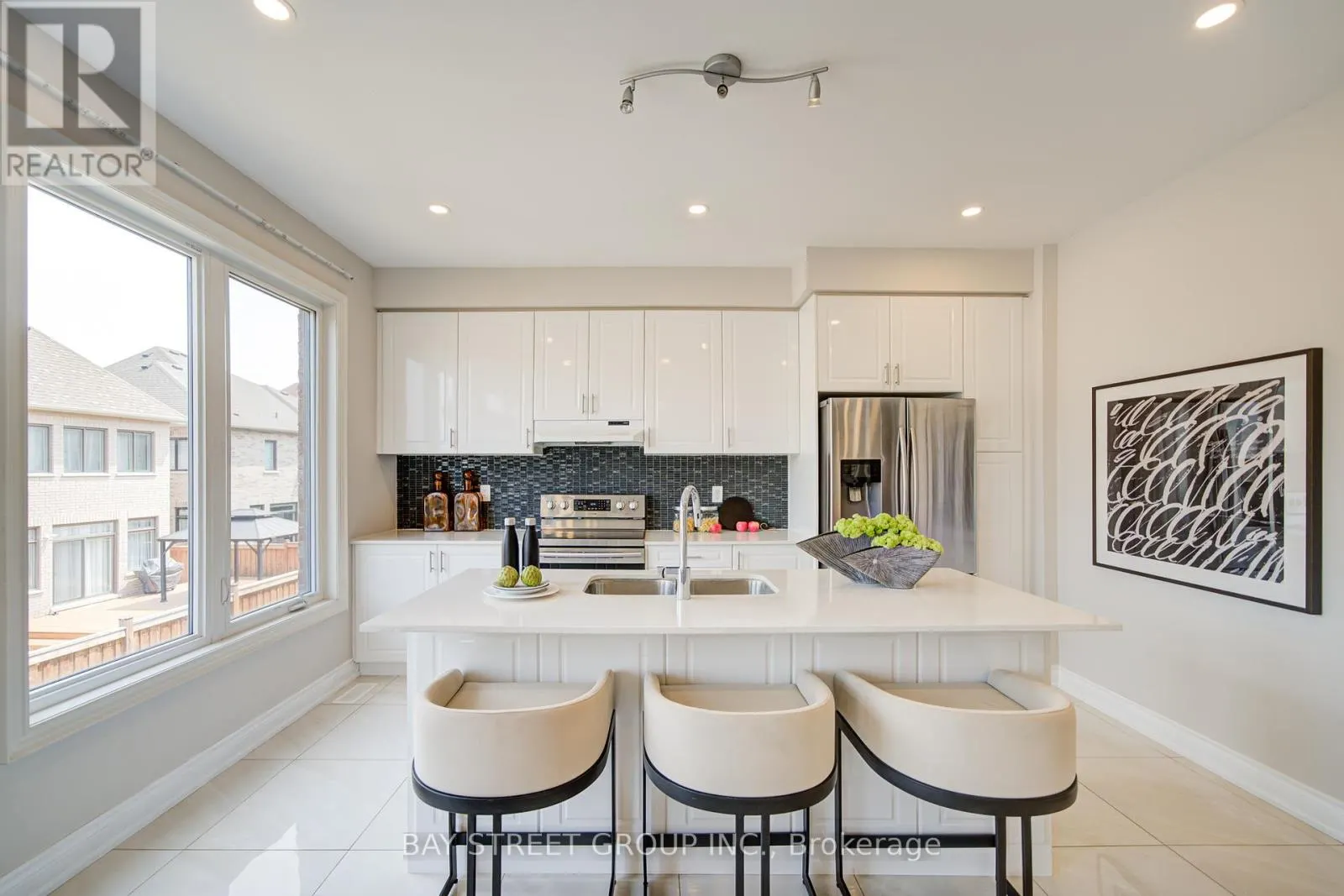 7 YARROW LANE