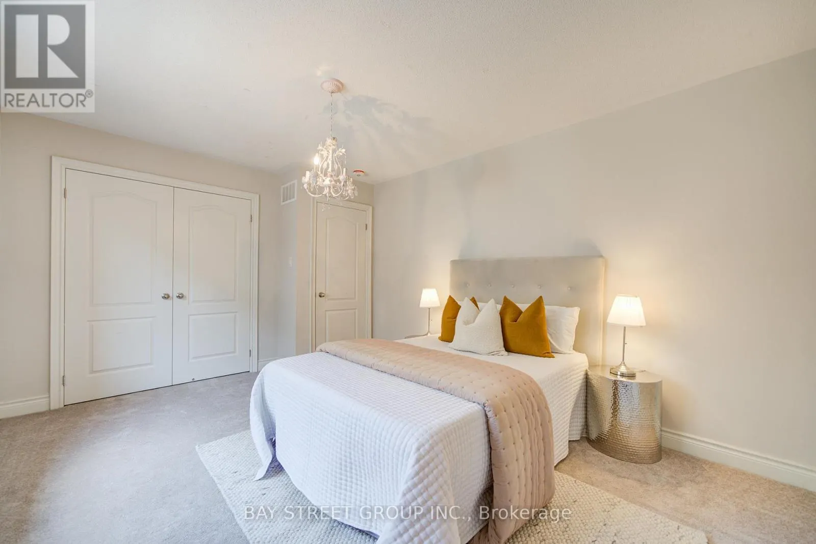 7 YARROW LANE