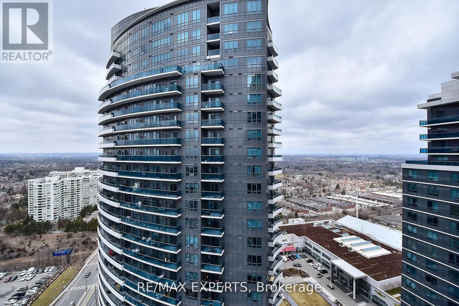 2433 - 7161 YONGE STREET