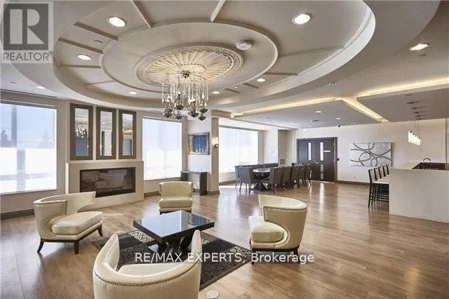 2433 - 7161 YONGE STREET