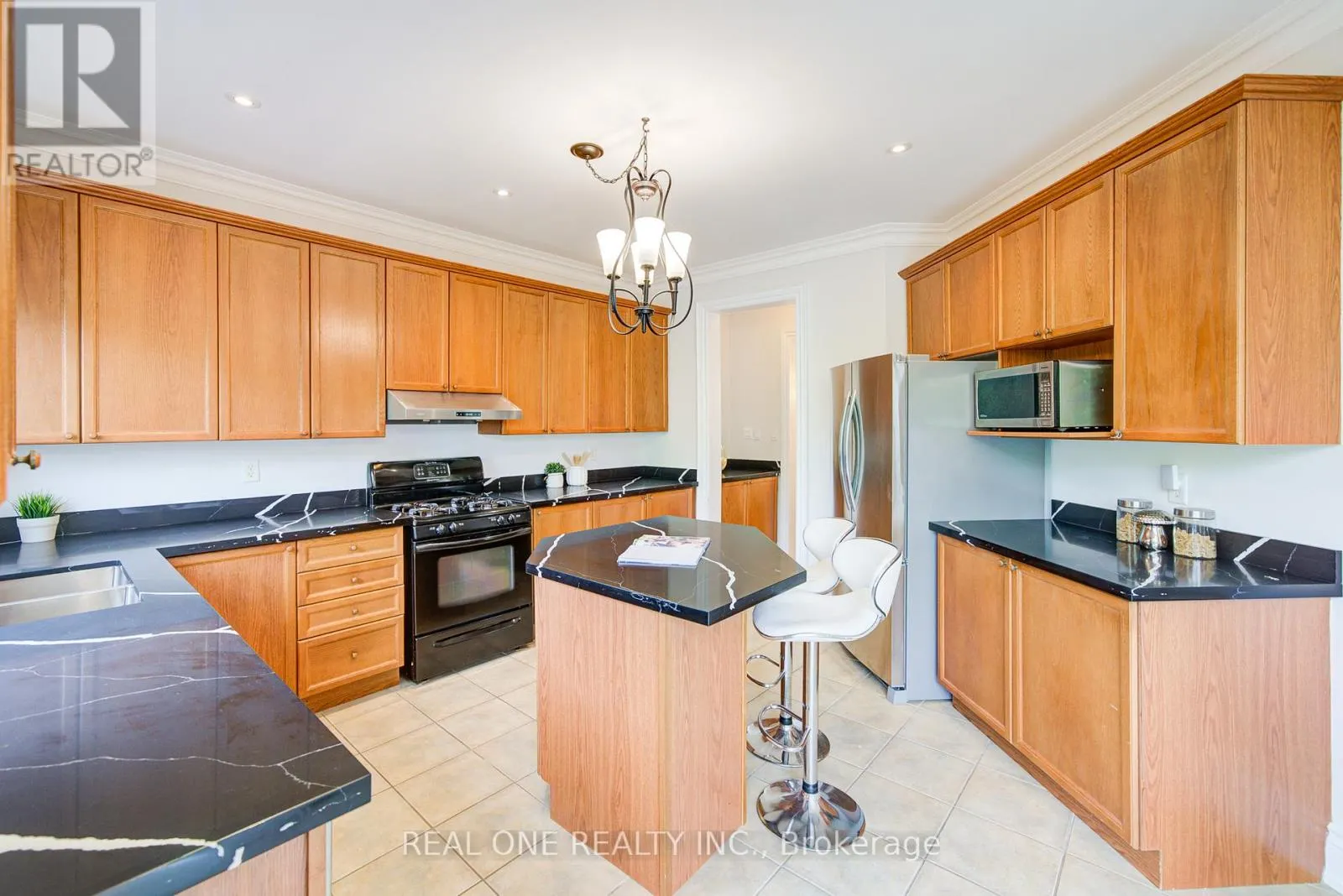21 MORAINE RIDGE DRIVE