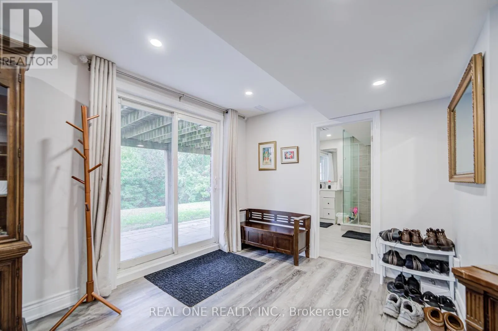 21 MORAINE RIDGE DRIVE