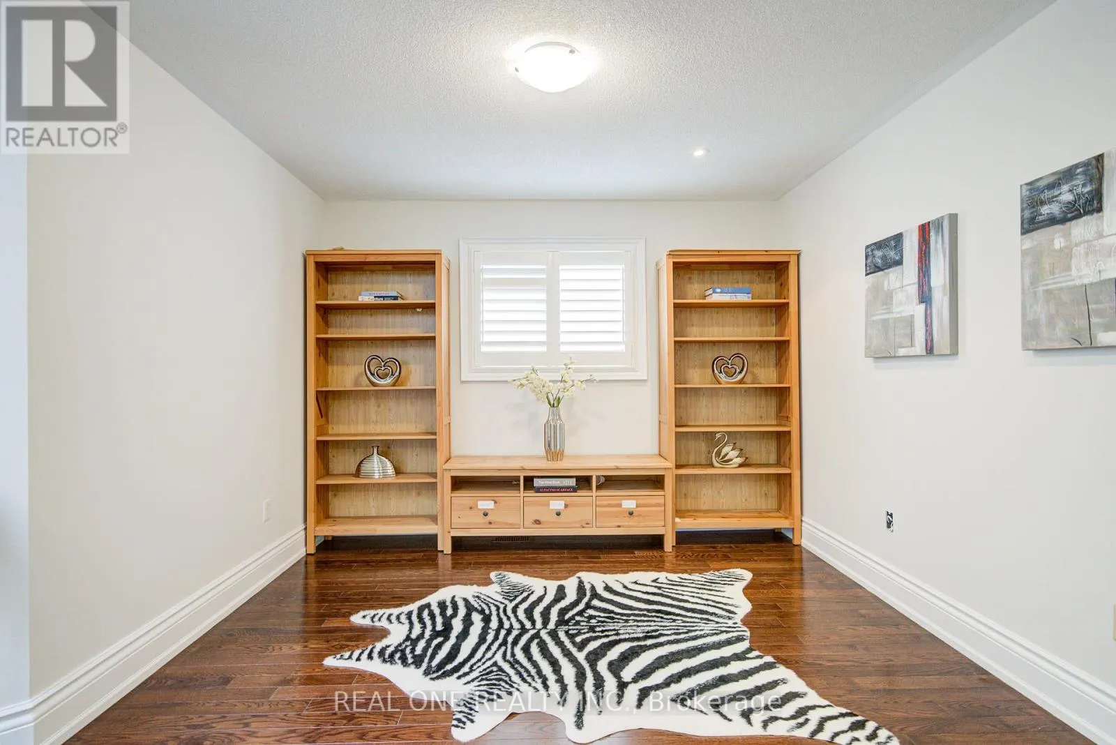 21 MORAINE RIDGE DRIVE