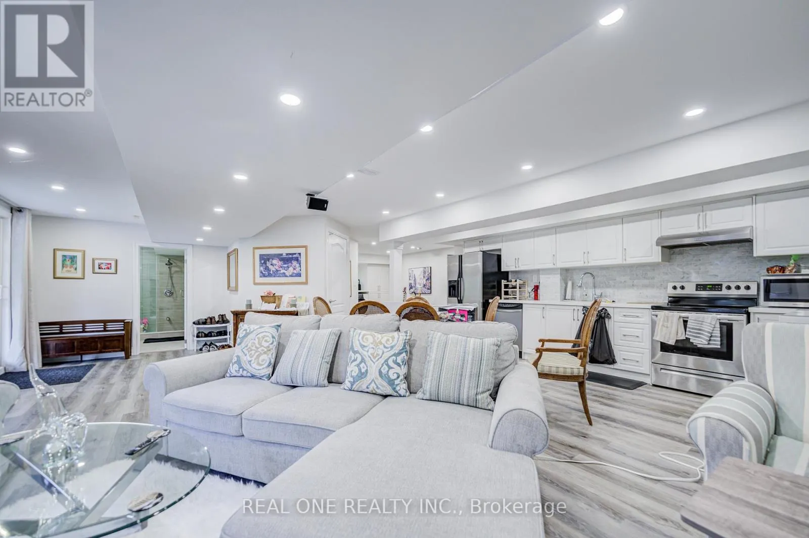 21 MORAINE RIDGE DRIVE