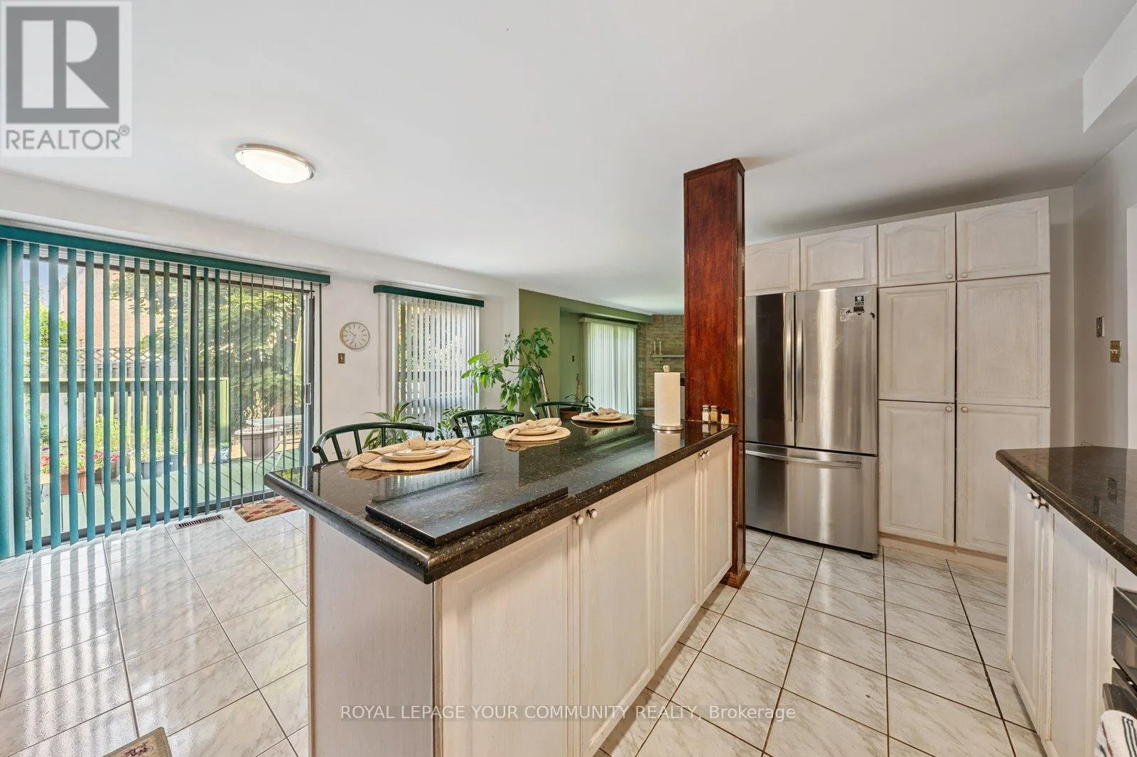 194 CARRINGTON DRIVE