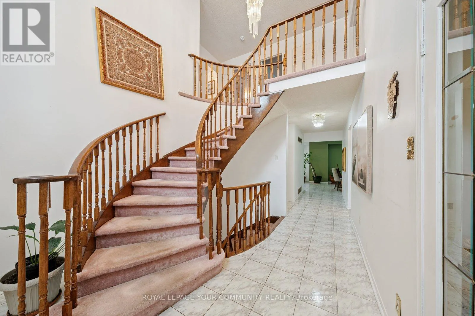 194 CARRINGTON DRIVE