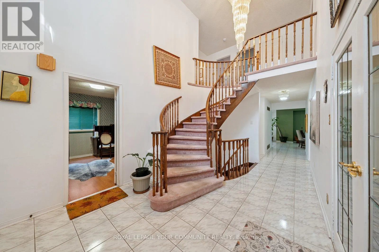 194 CARRINGTON DRIVE