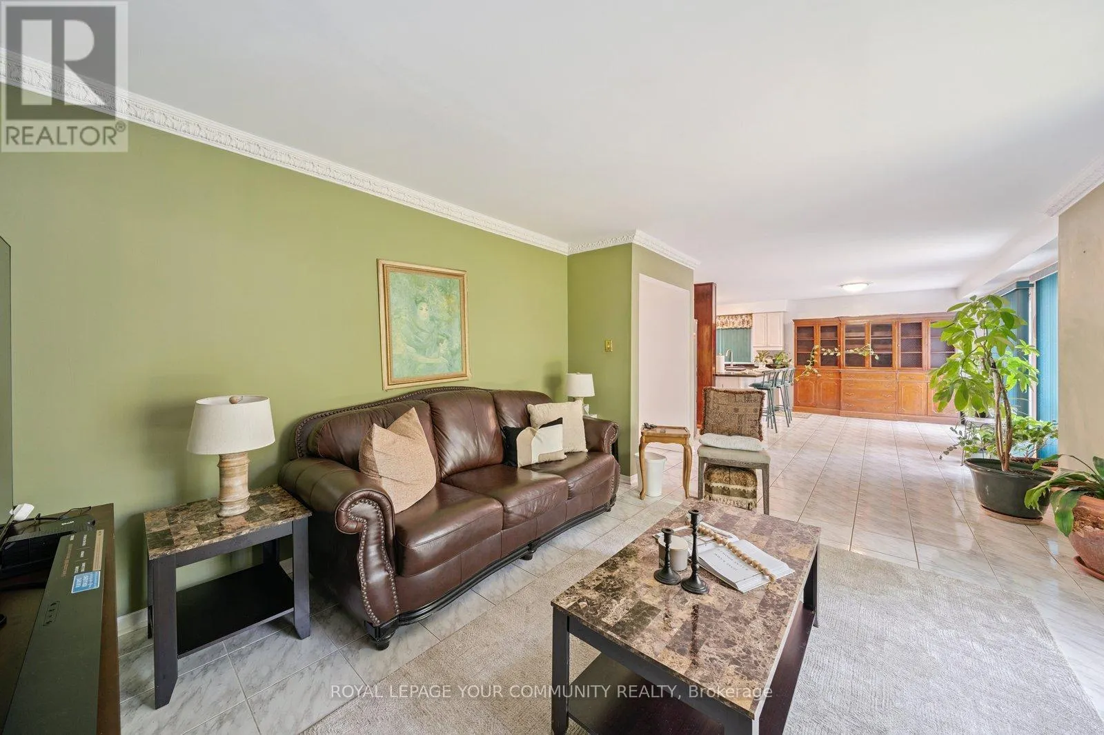 194 CARRINGTON DRIVE