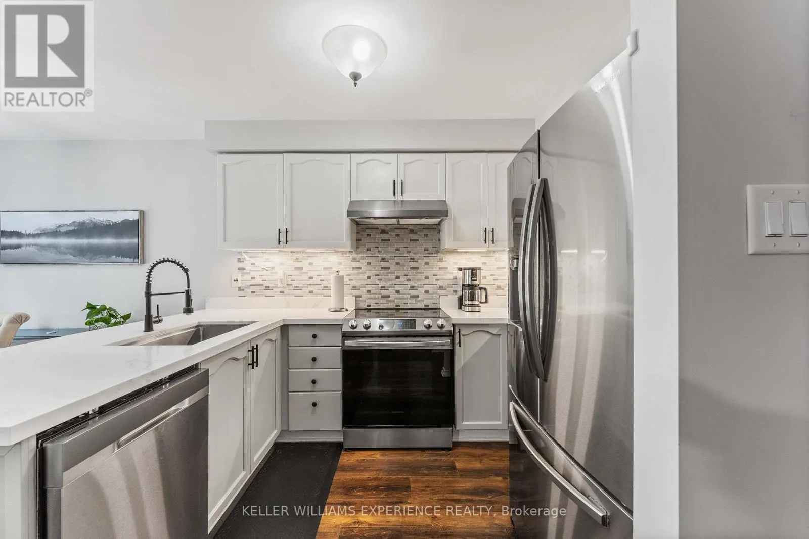 93 MAPLEWOOD DRIVE