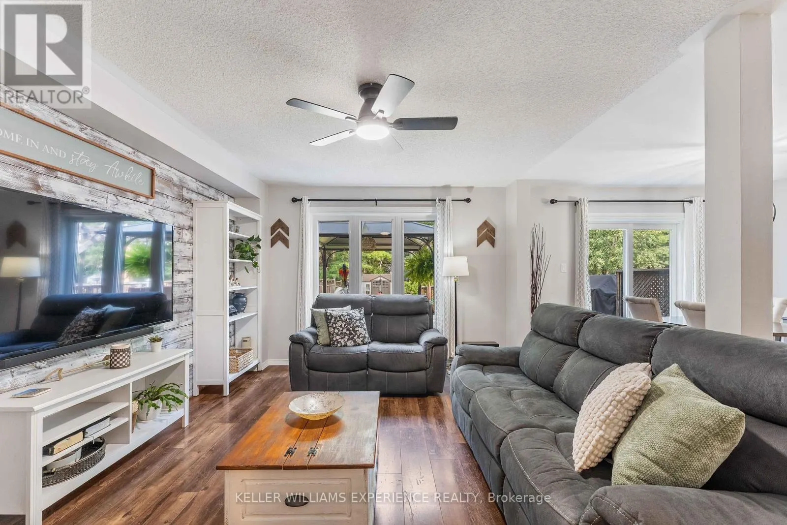 93 MAPLEWOOD DRIVE