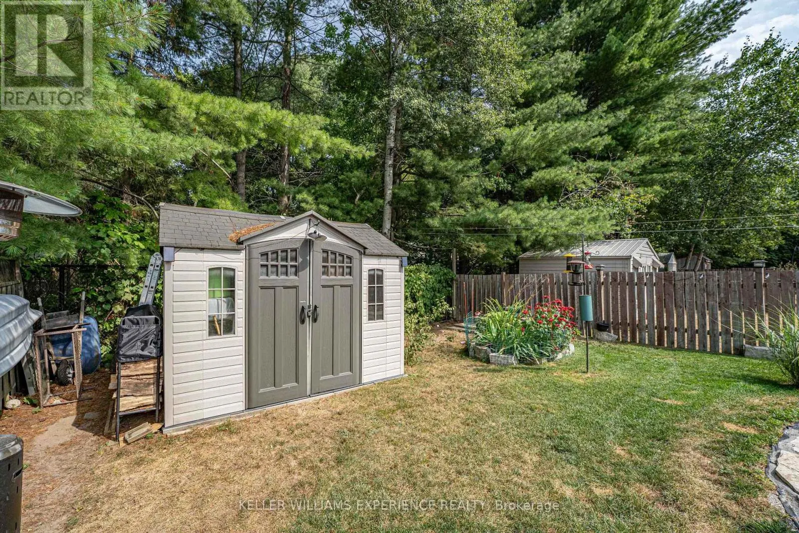 93 MAPLEWOOD DRIVE