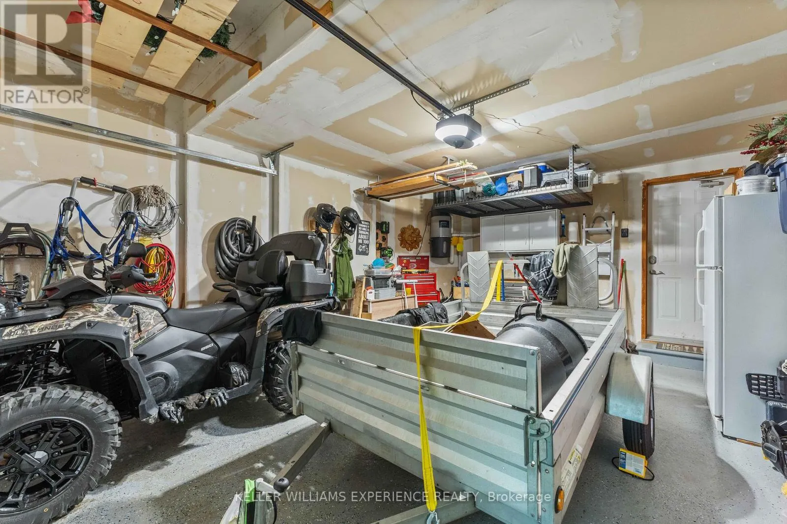 93 MAPLEWOOD DRIVE