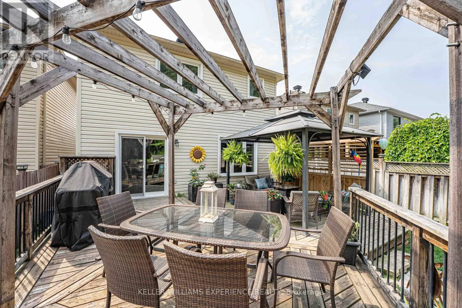 93 MAPLEWOOD DRIVE