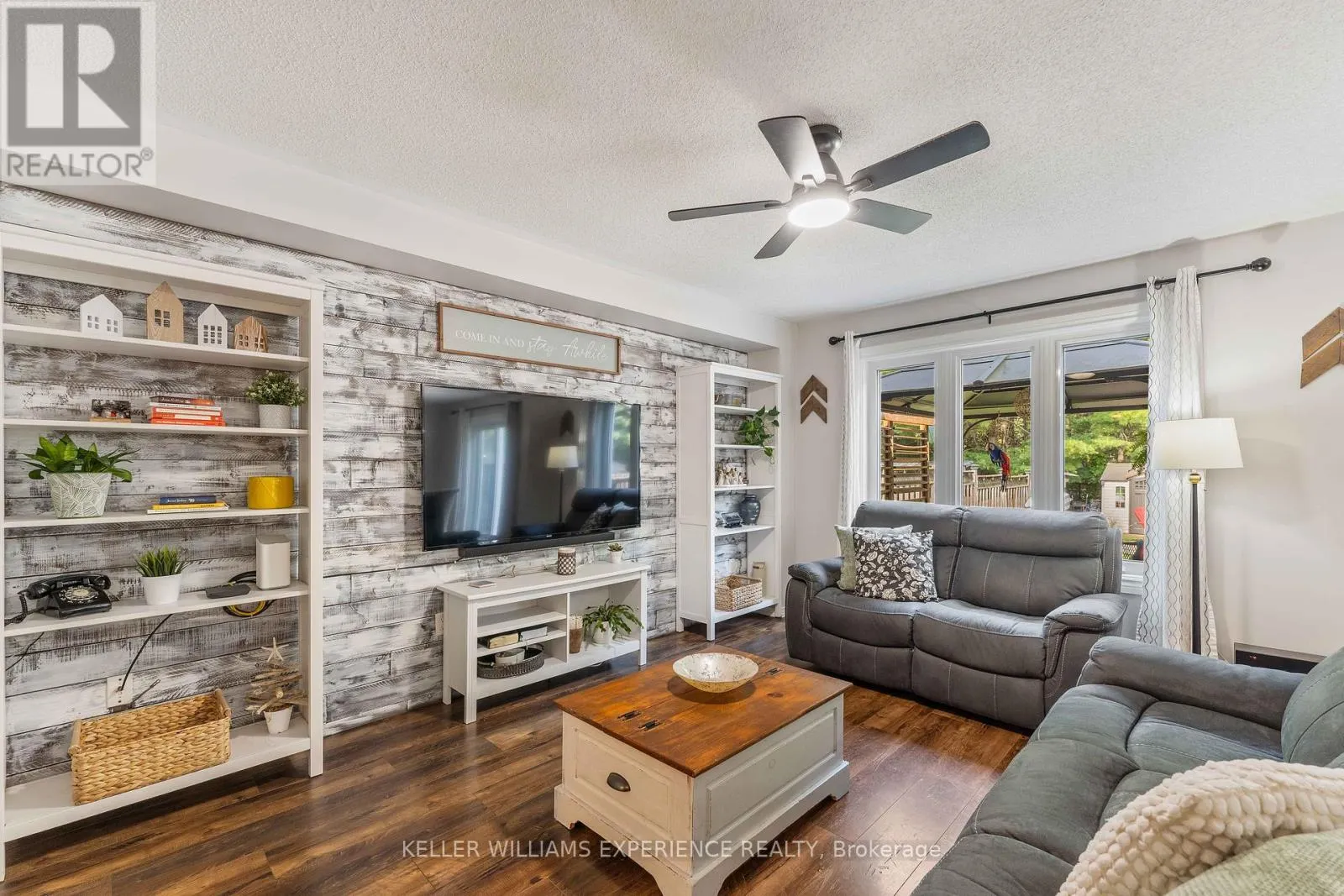 93 MAPLEWOOD DRIVE