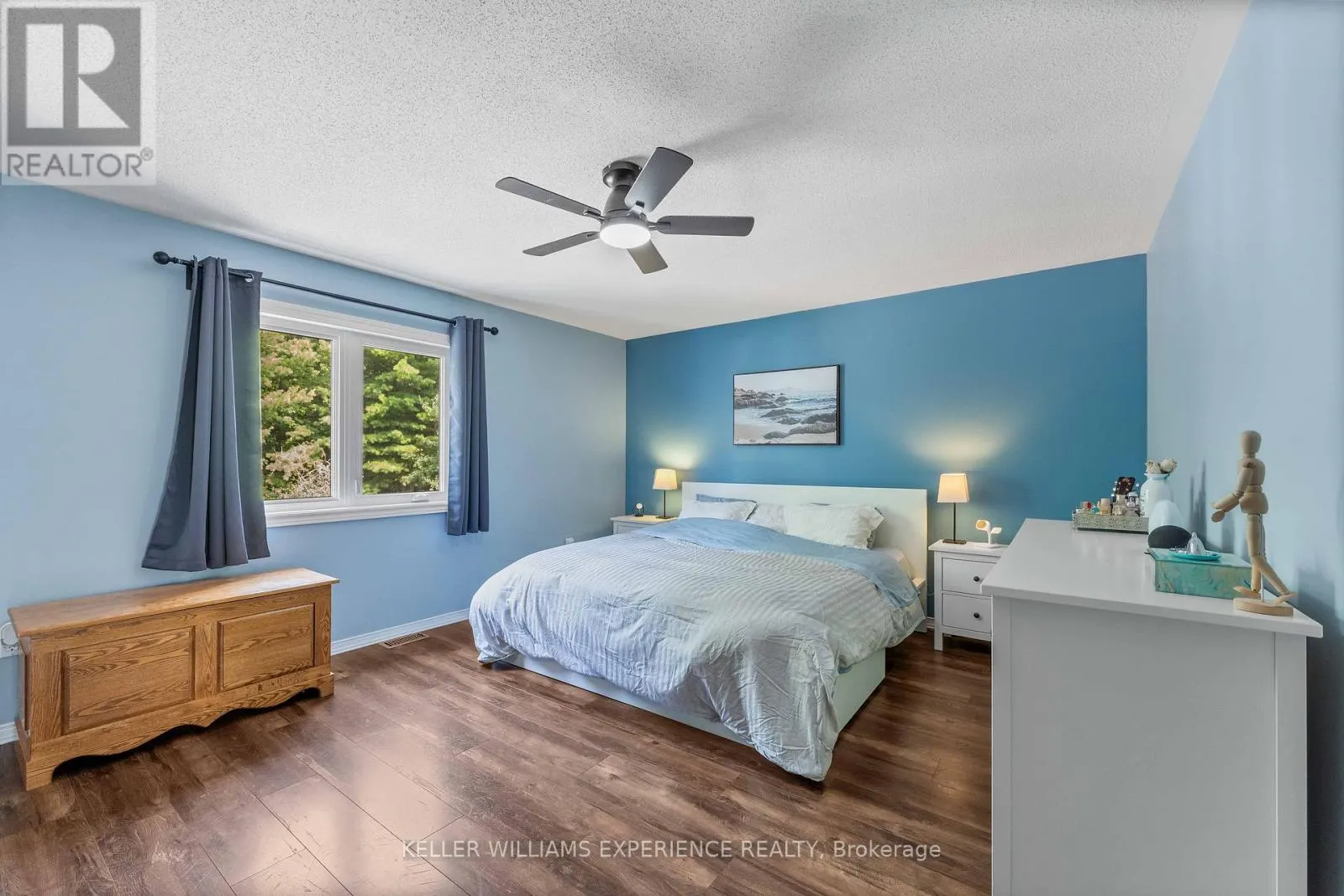 93 MAPLEWOOD DRIVE