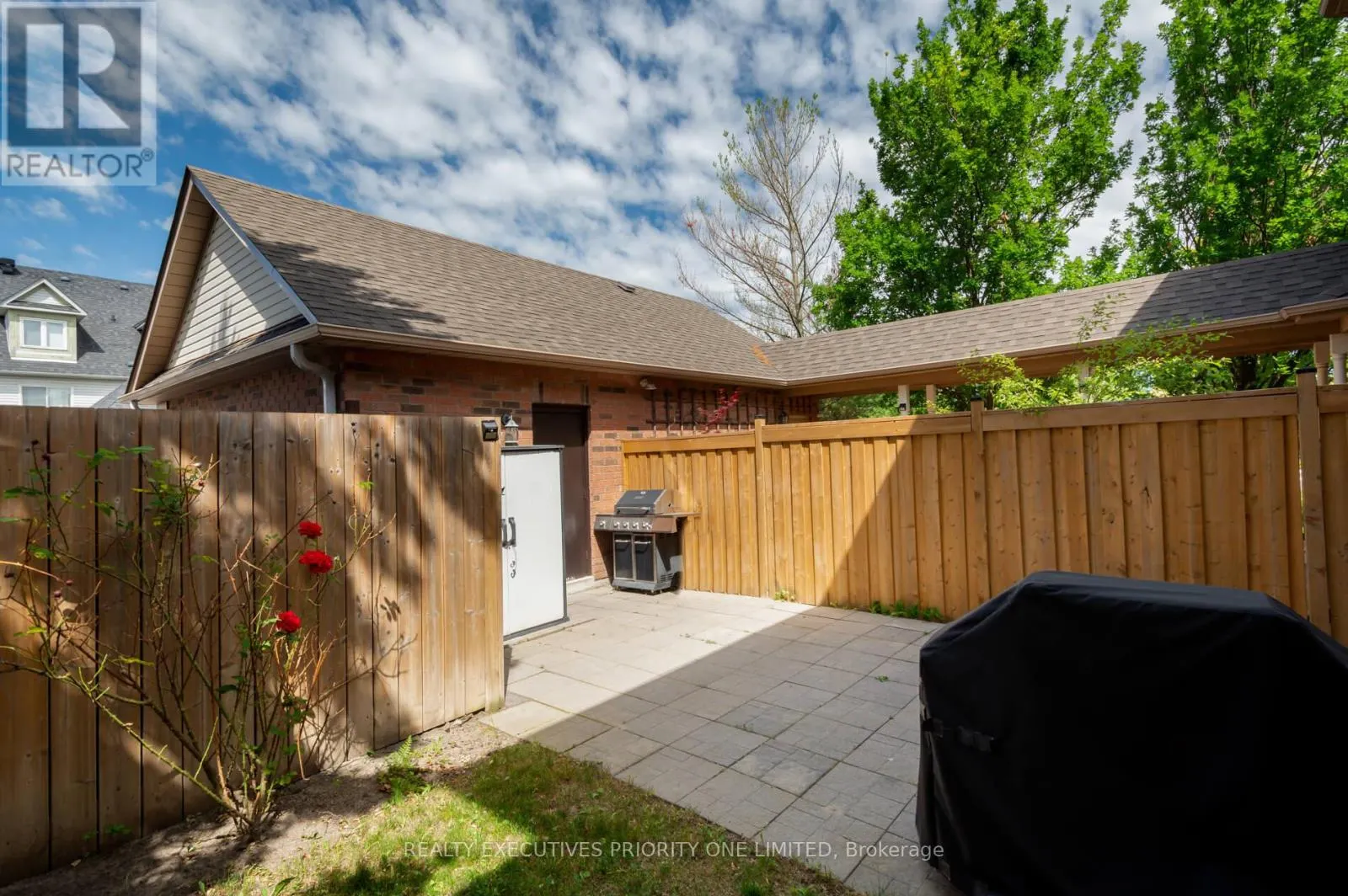 372 JOHN WEST WAY