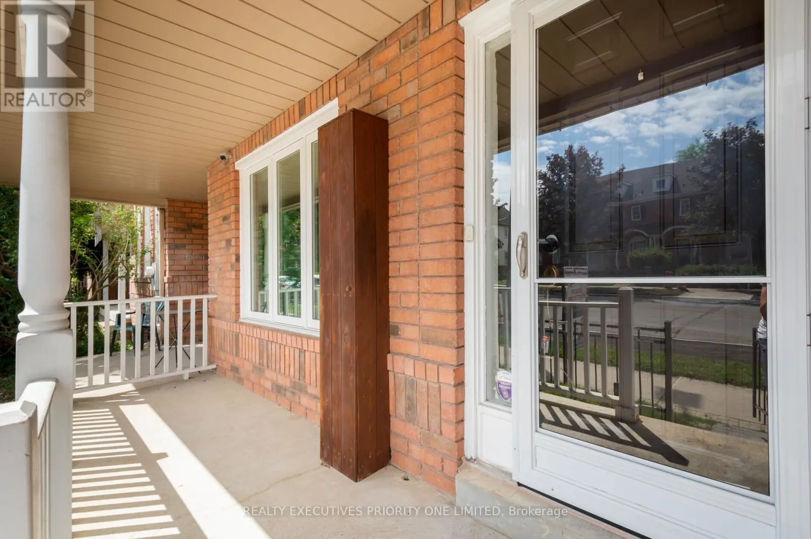 372 JOHN WEST WAY