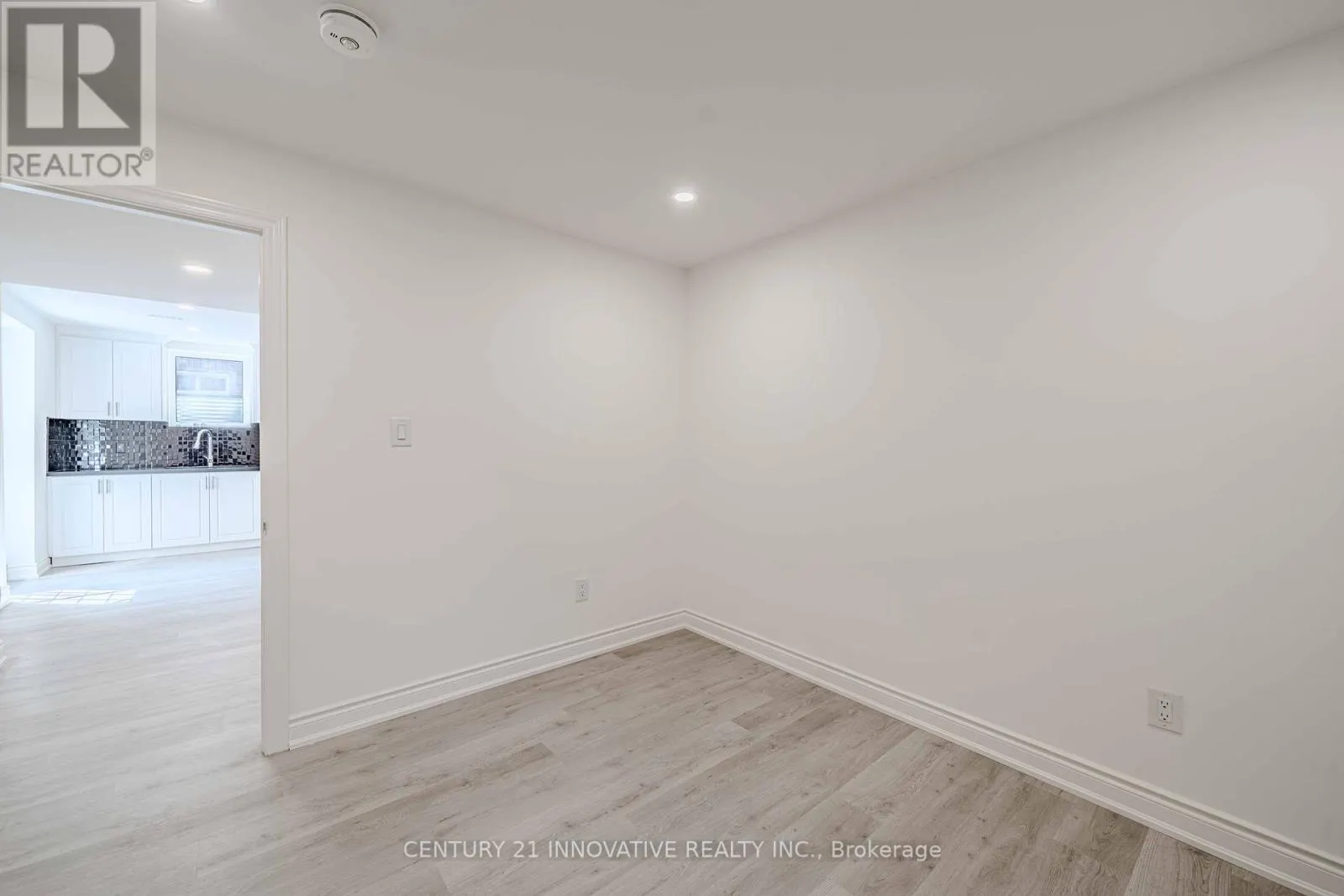 BSMT - 921 LANGFORD BOULEVARD