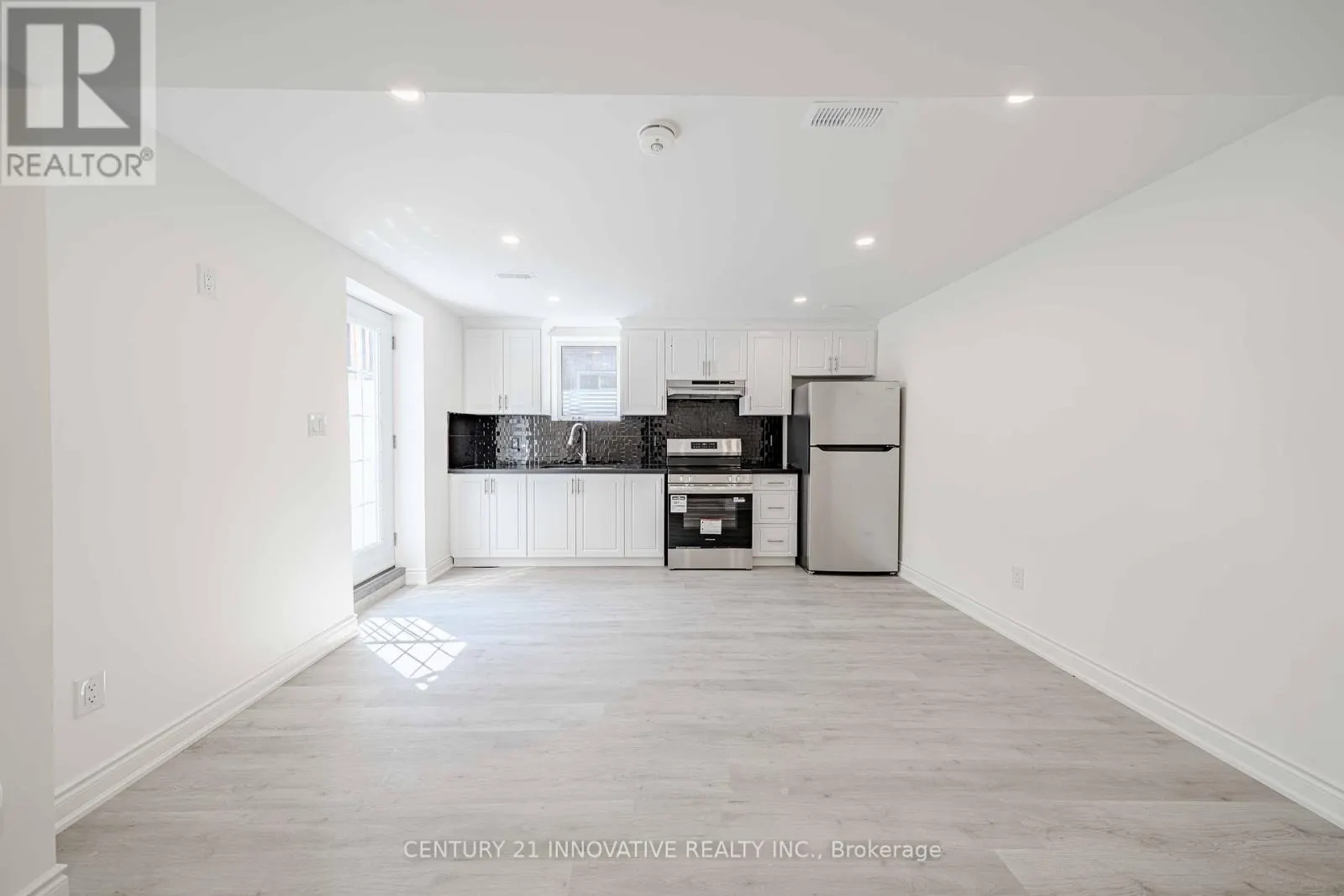 BSMT - 921 LANGFORD BOULEVARD