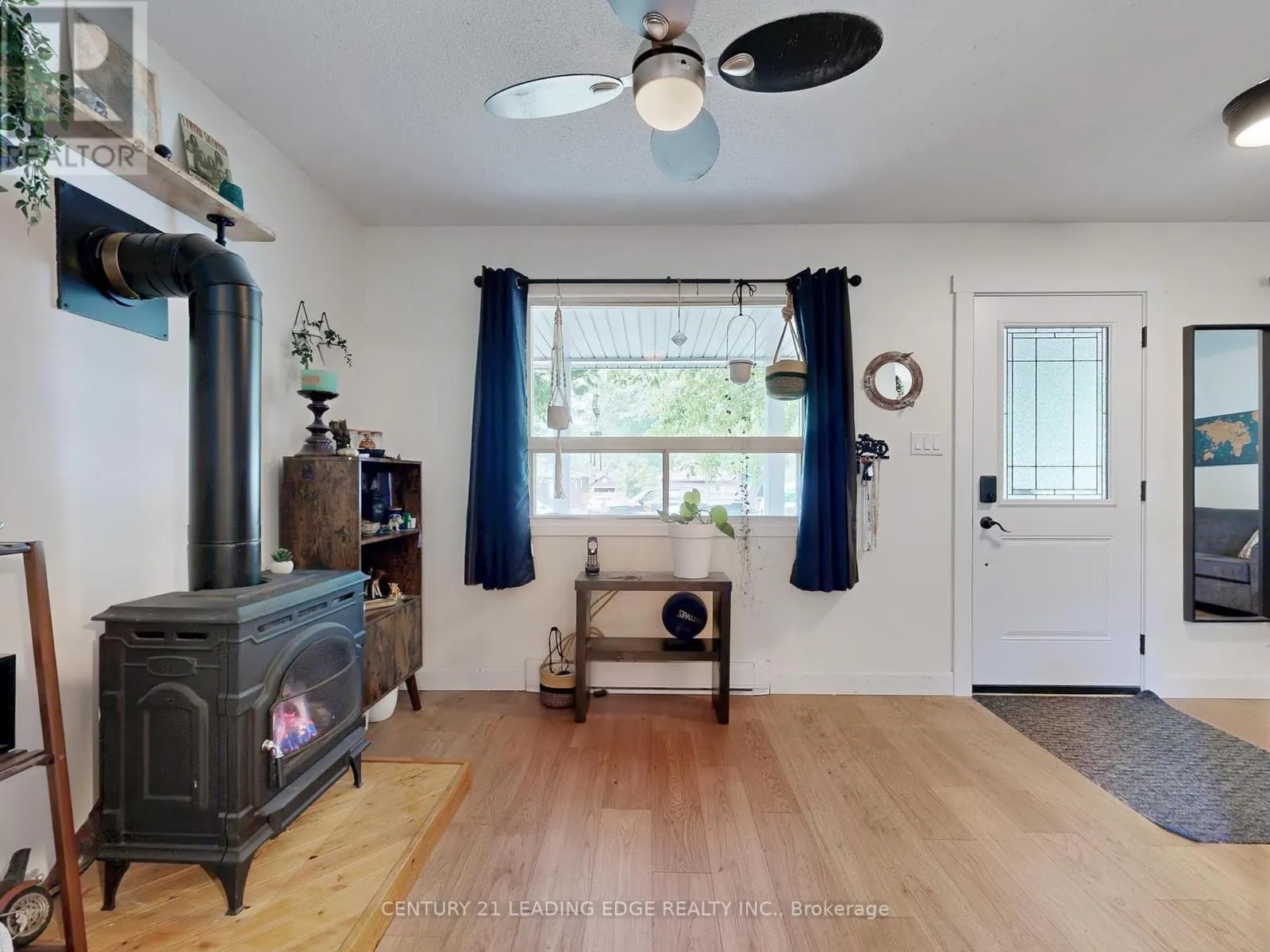 255 CEDARHOLME AVENUE