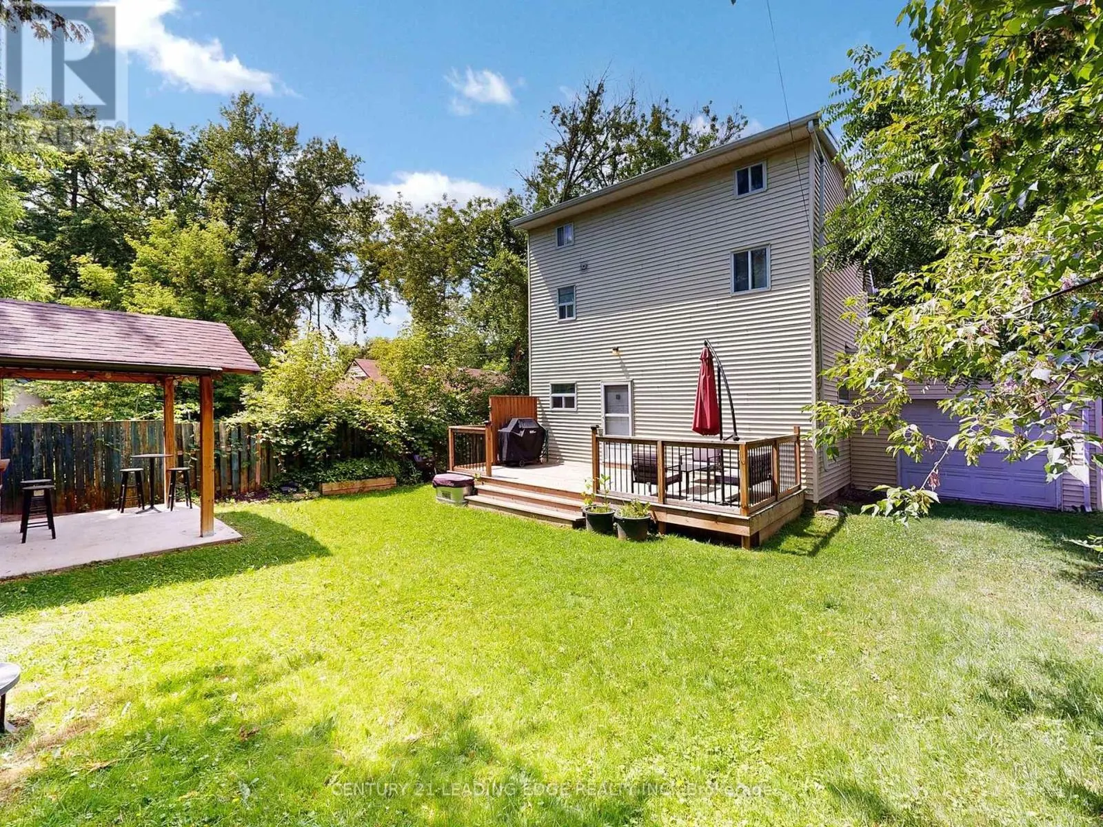 255 CEDARHOLME AVENUE