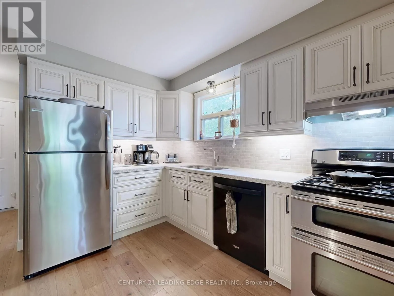 255 CEDARHOLME AVENUE
