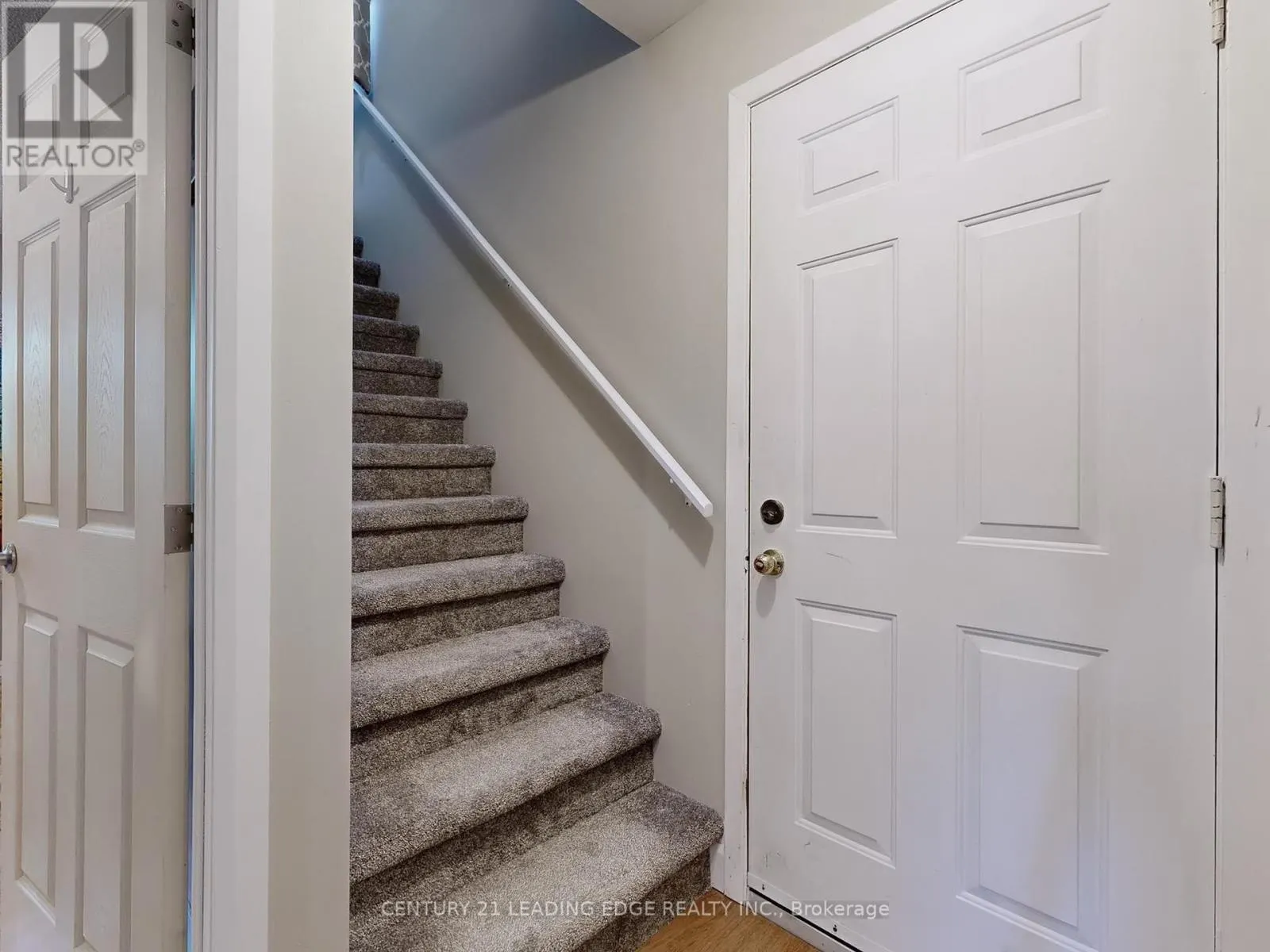 255 CEDARHOLME AVENUE