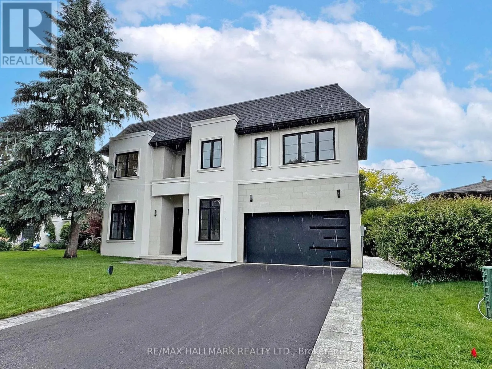 32 COSSAR DRIVE