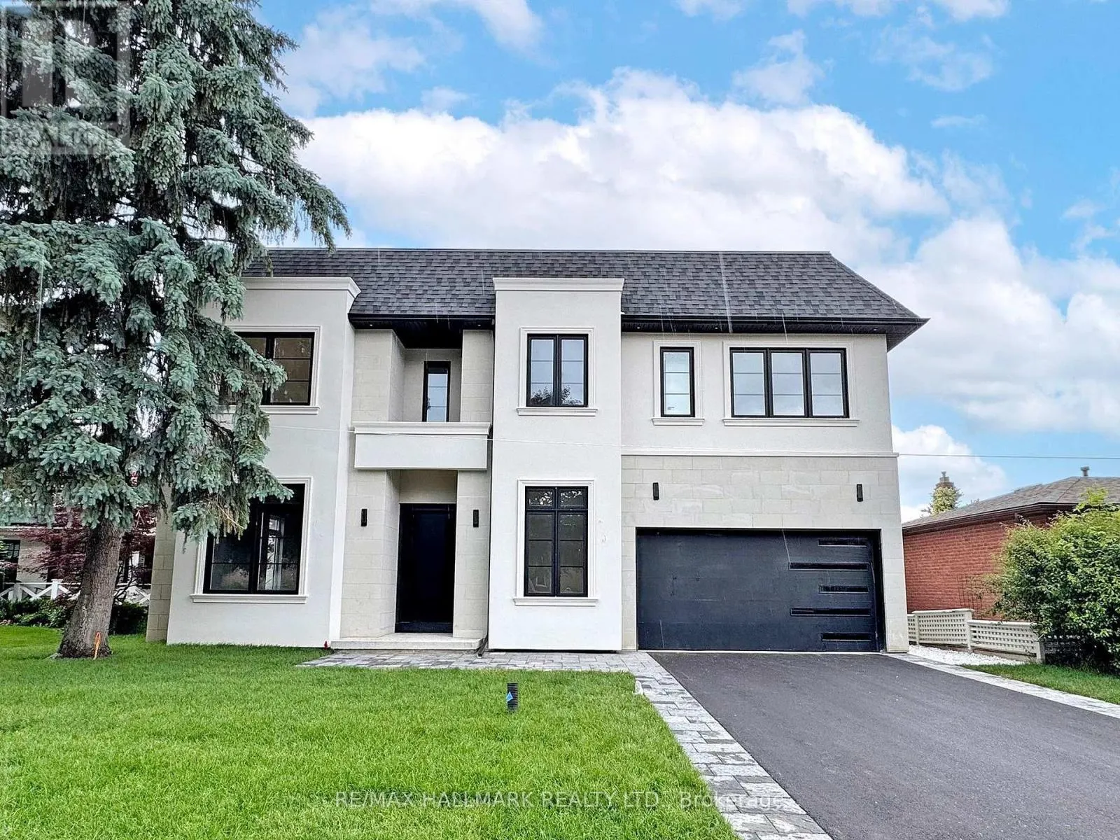 32 COSSAR DRIVE