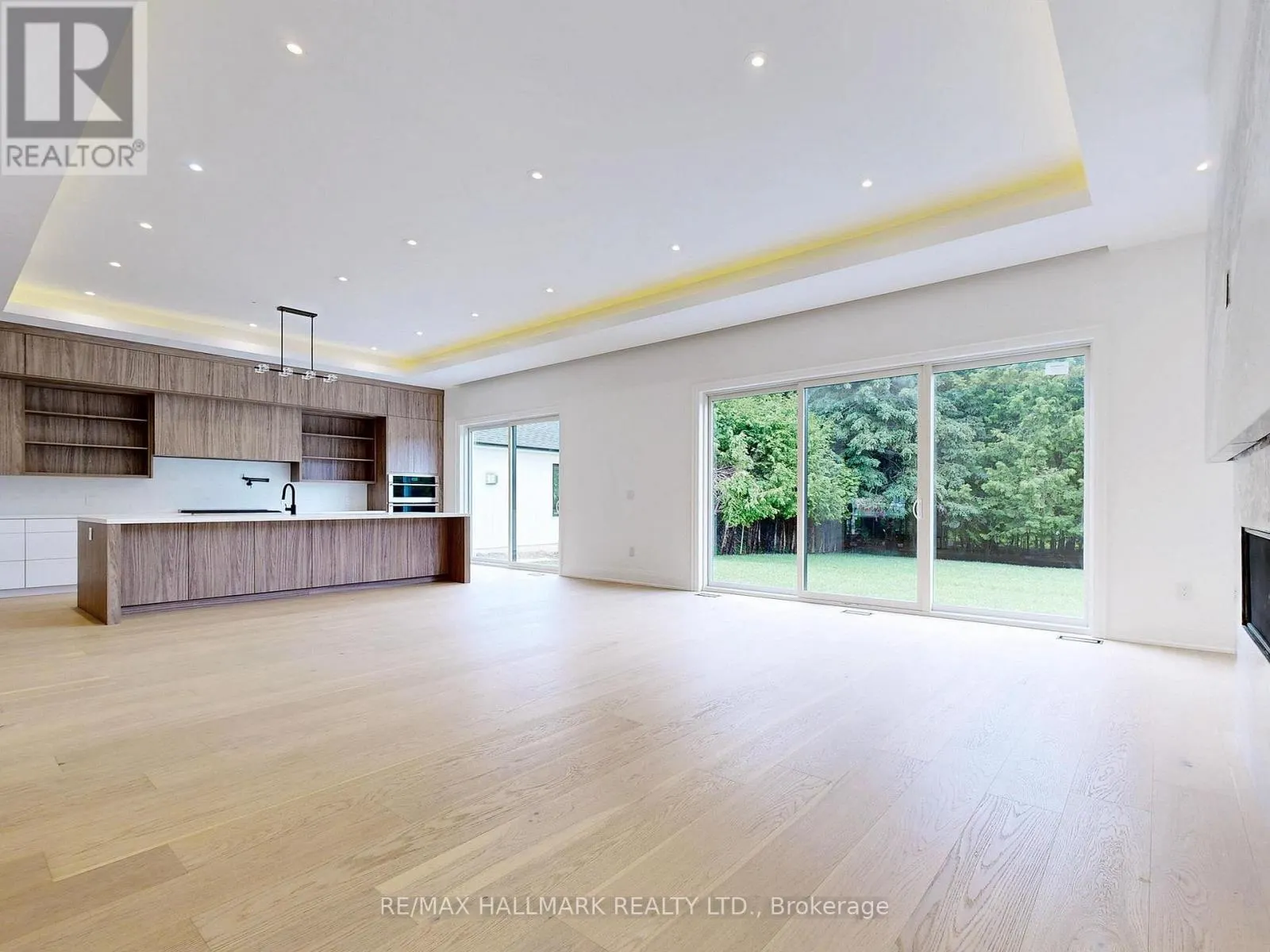 32 COSSAR DRIVE