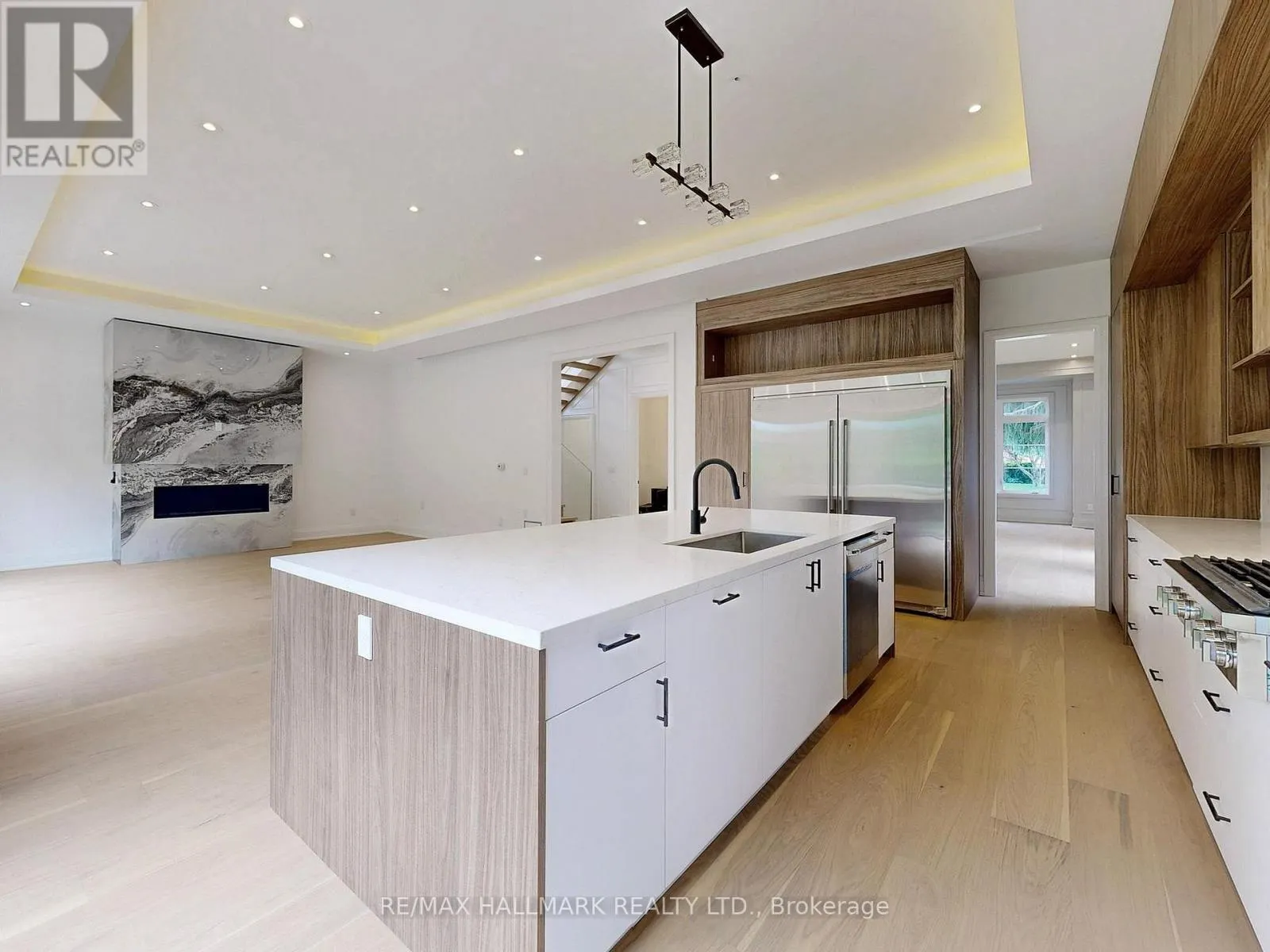 32 COSSAR DRIVE