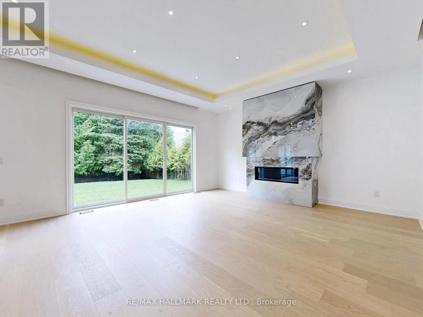 32 COSSAR DRIVE