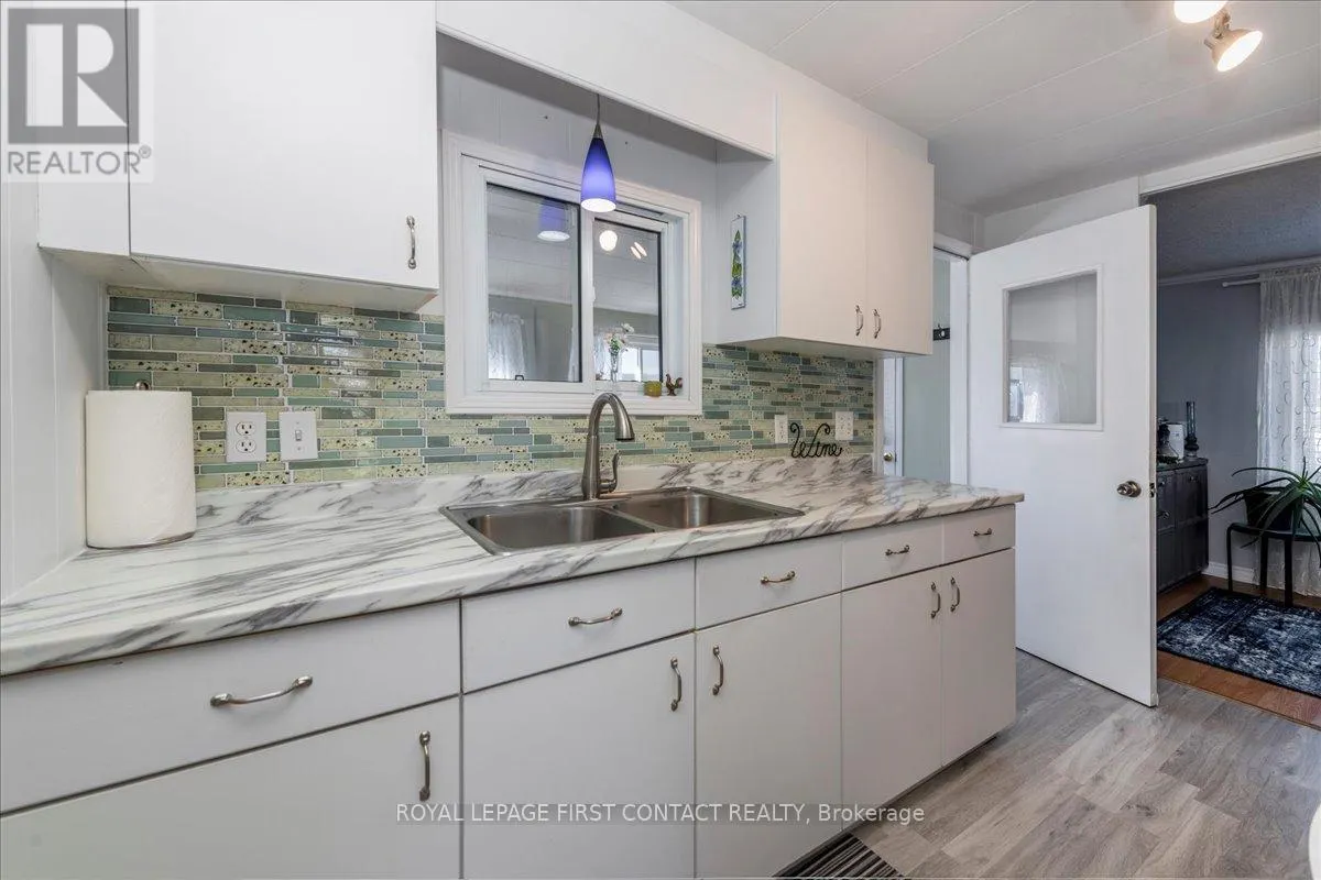 23 MIMOSA CRESCENT