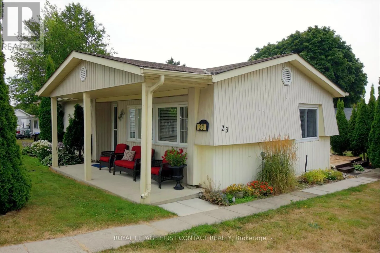 23 MIMOSA CRESCENT