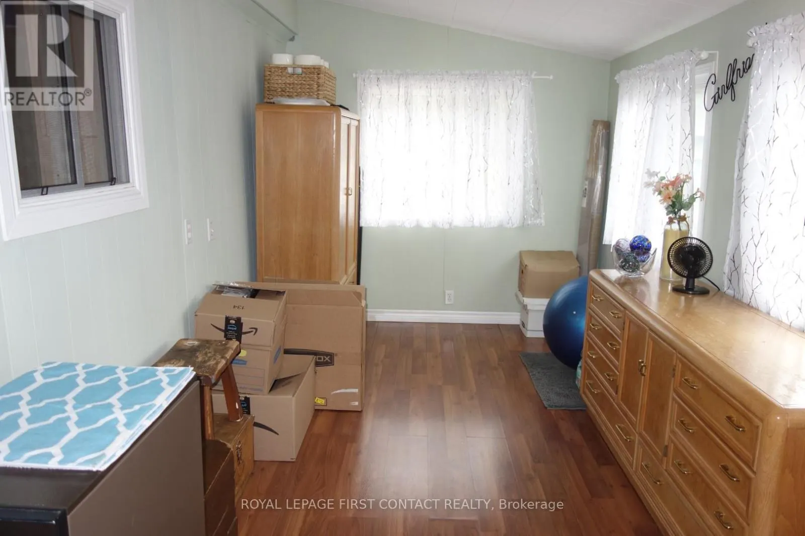 23 MIMOSA CRESCENT