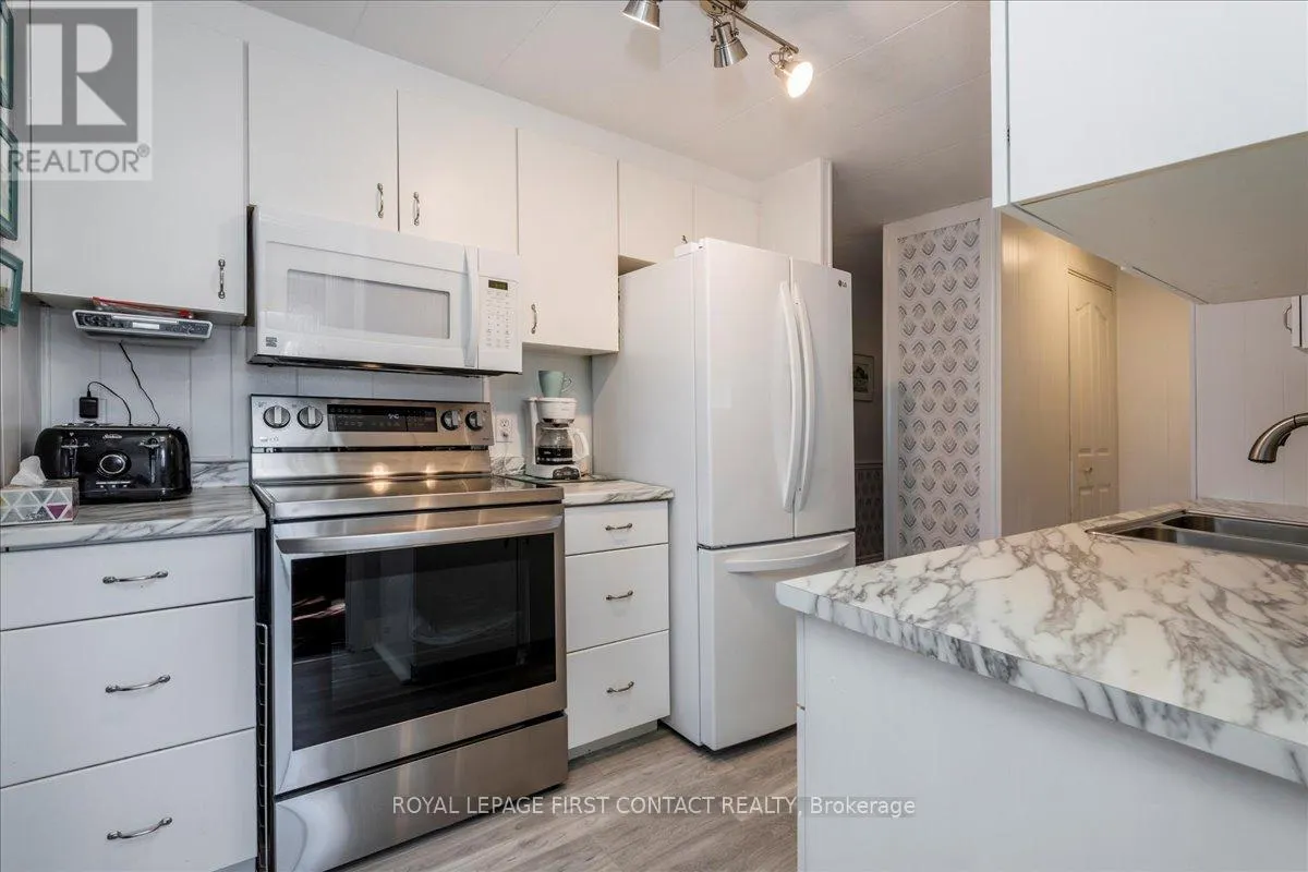 23 MIMOSA CRESCENT