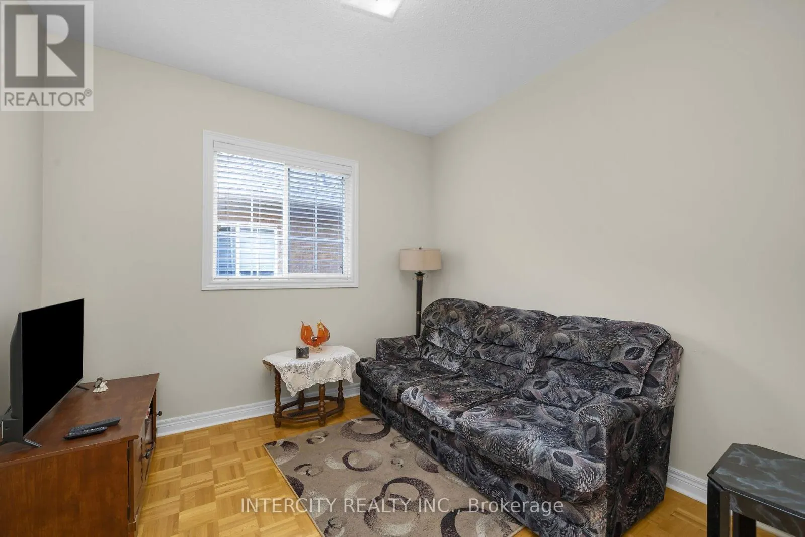 100 LIO AVENUE
