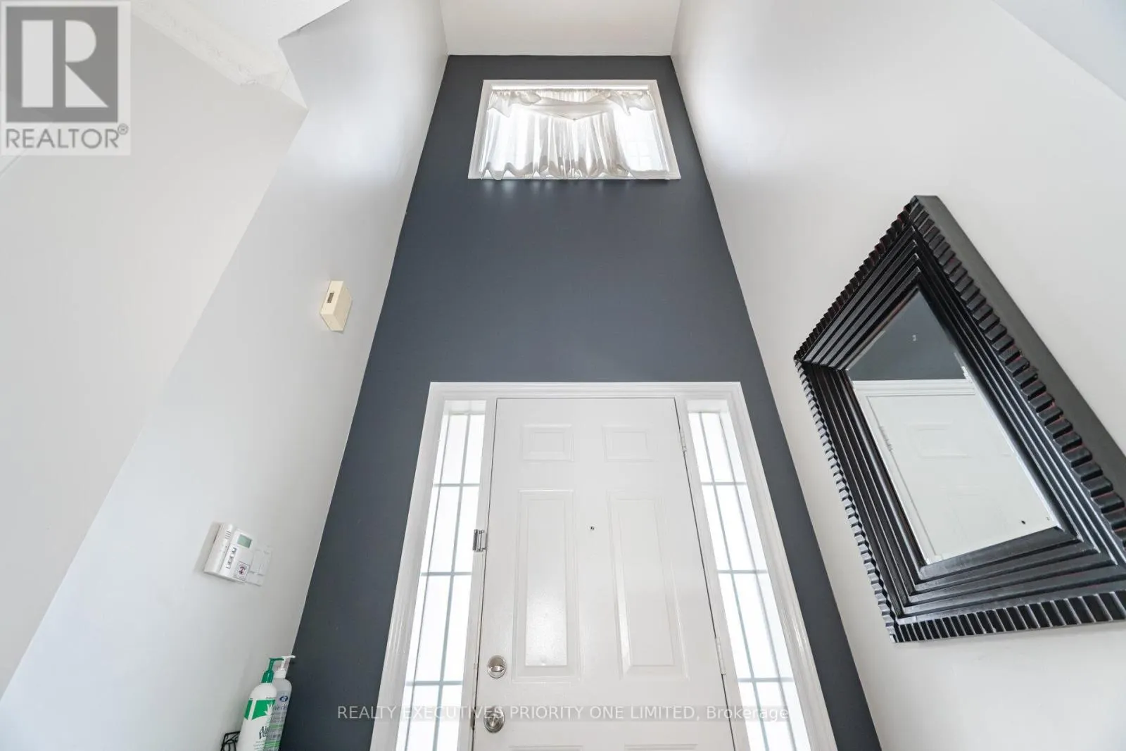 105 SOLWAY AVENUE