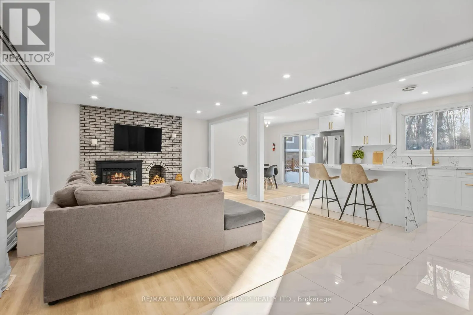 96 RIVERVIEW BEACH ROAD