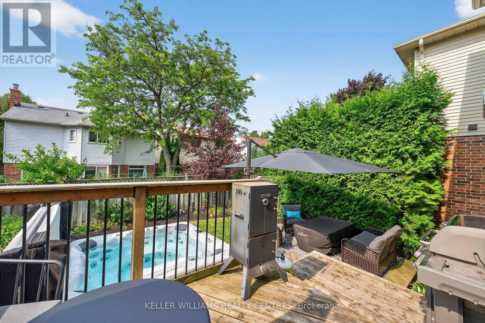 42 BUCHANAN CRESCENT