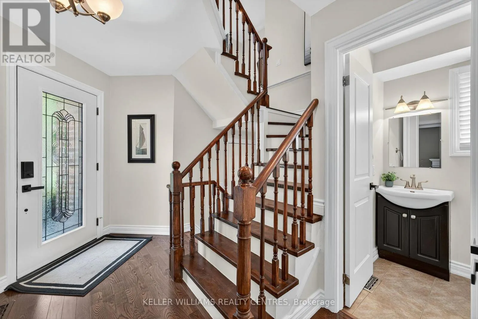 42 BUCHANAN CRESCENT