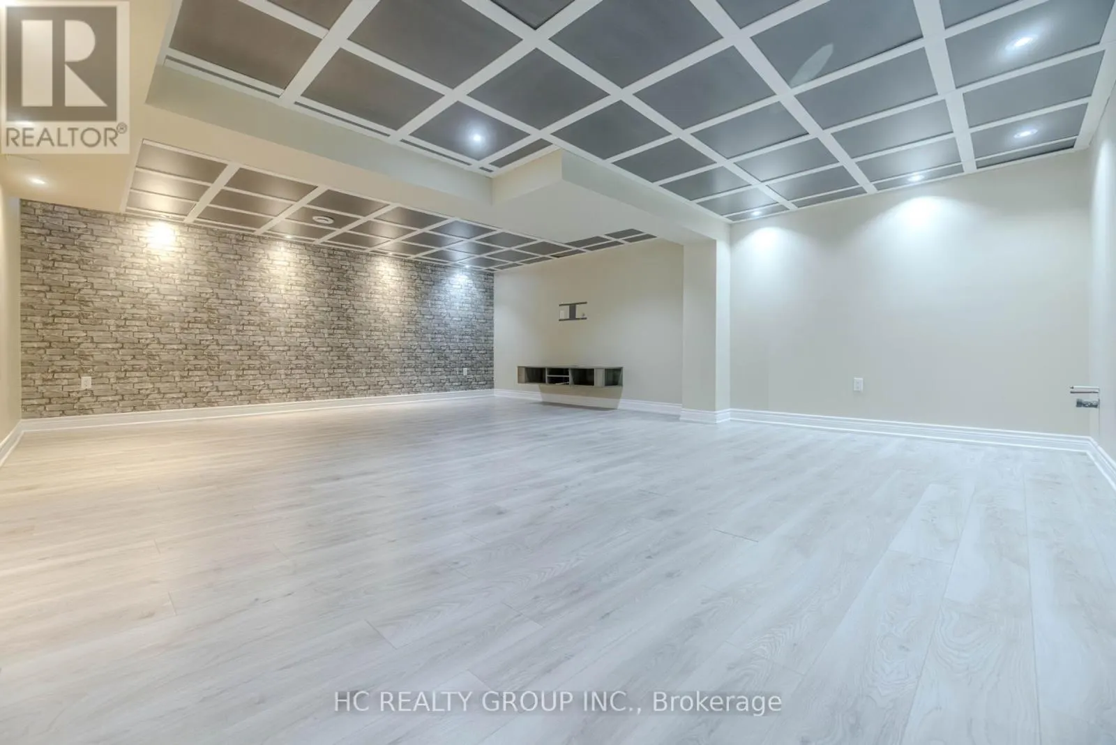 40 ANGELICA AVENUE