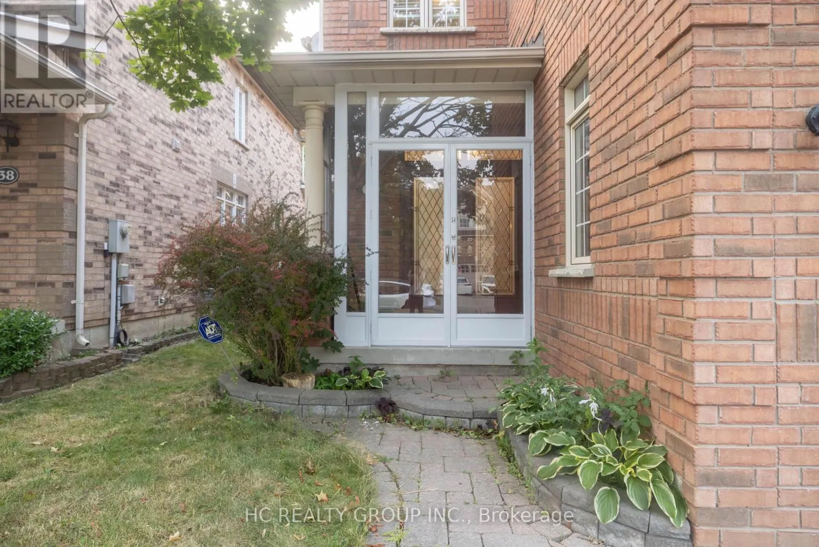 40 ANGELICA AVENUE